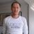 �O��